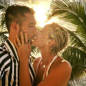 Meet your Posher, Devin